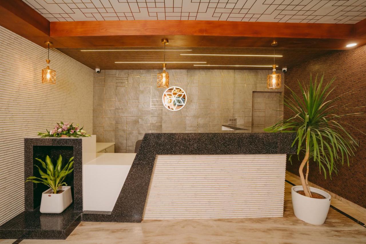 Saavees Residency Hotel Bangalore Ngoại thất bức ảnh